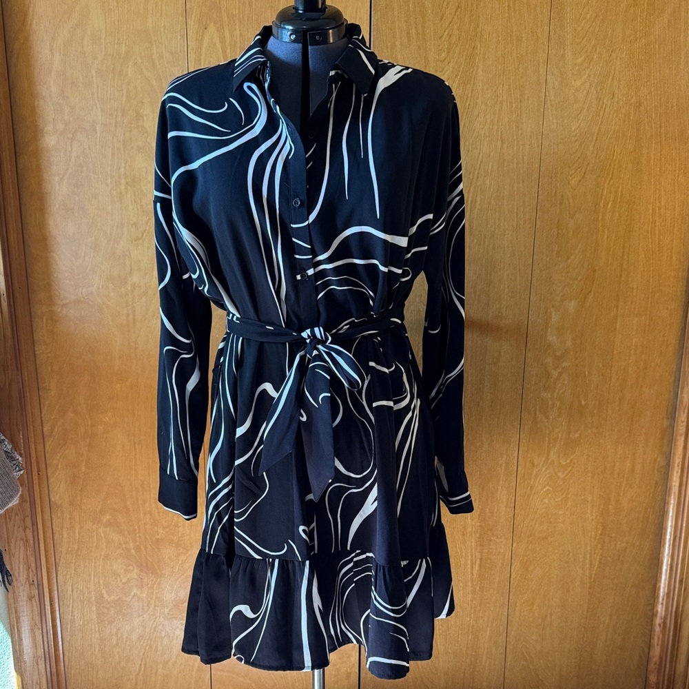 Elegant Black and White Women's Nine West Dress